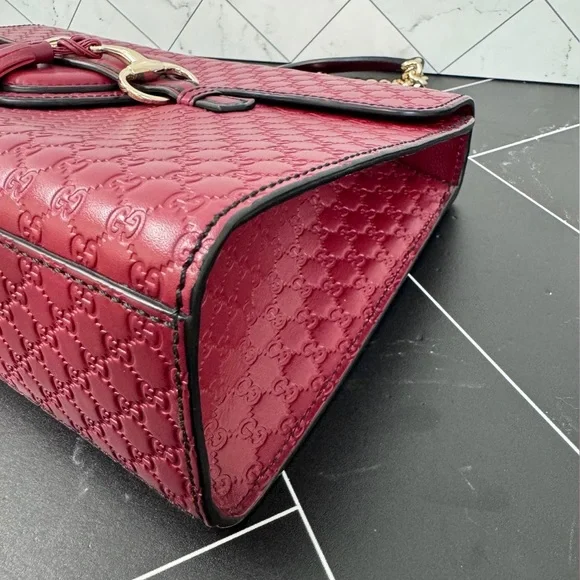 Gucci Red Emily Guccissima Medium Shoulder Bag - Picture 7 of 8
